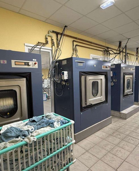 7719baf6-86ed-4925-ae13-9164803ad2ba (1)